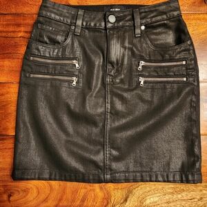 PAIGE Coated Denim Black Mini Skirt with Zipper Accents Sz 24 EUC